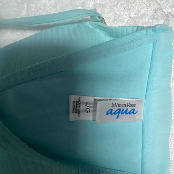•	La Vie en Rose Aqua Textured Bandeau Bikini Set – Size L Top / M Bottom - Picture 5 of 5